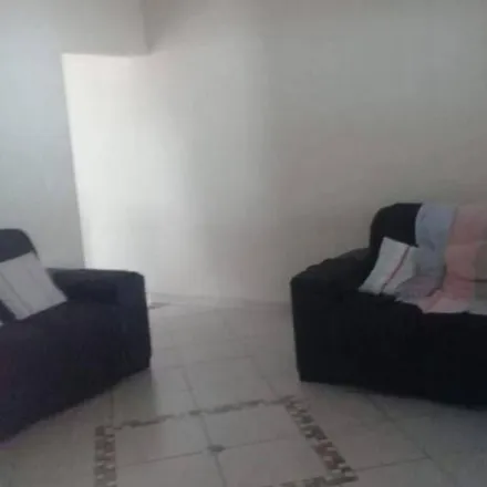 Buy this 2 bed house on Rua Estado de Sergipe in Salto de São José, Salto - SP