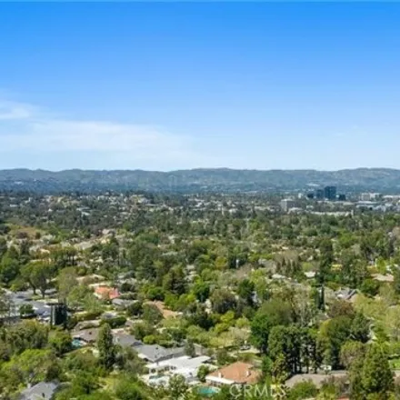 Image 2 - 4525 Tenango Dr, Woodland Hills, California, 91364 - House for rent