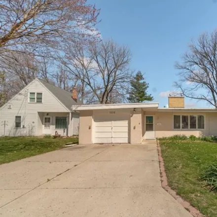 Buy this 3 bed house on 1167 Lantz Avenue in North Cedar, Cedar Falls