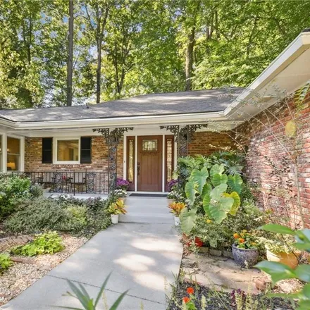 Image 2 - 2090 Pine Forest Drive Northeast, North Druid Hills, DeKalb County, GA 30345, USA - House for sale