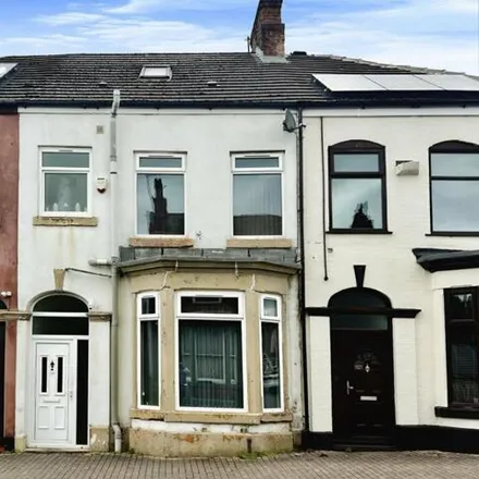 Buy this 3 bed townhouse on Irwell Street in Widnes, WA8 0EP