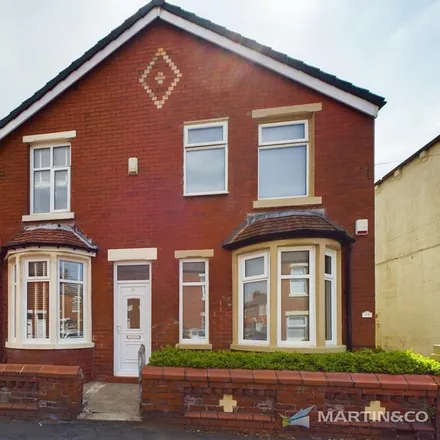 Rent this 2 bed townhouse on Rathlyn Avenue in Blackpool, FY3 8ED