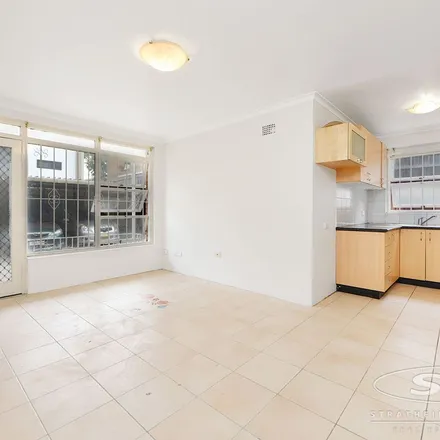 Image 4 - 17 Lyons Street, Strathfield NSW 2135, Australia - Apartment for rent