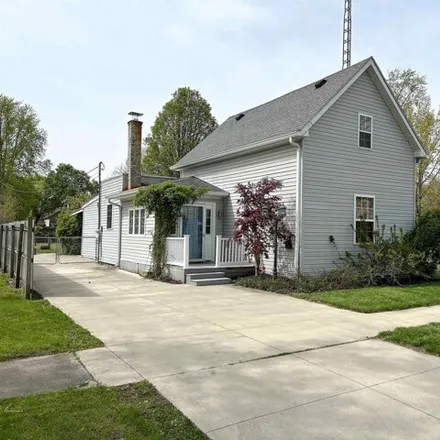 Image 1 - 487 West 4th Street, Rochester, IN 46975, USA - House for sale