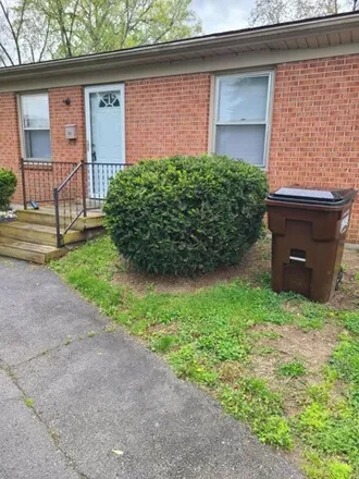 Rent this 4 bed house on 368 Moberly Avenue in Richmond, KY 40475