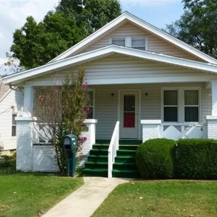 Buy this 2 bed house on Formea Animal Hospital in 1639 Main Street, Upper Alton