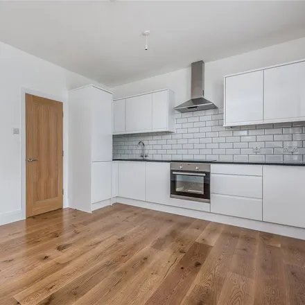 Image 1 - 154 Essex Road, Angel, London, N1 8LY, United Kingdom - Apartment for rent