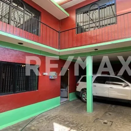 Buy this 6 bed house on Calle Gardenias in 55010 Ecatepec de Morelos, MEX