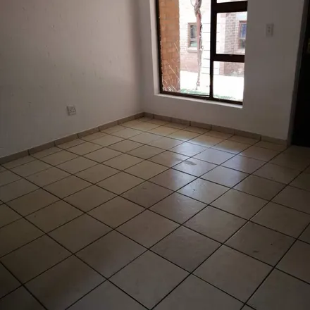 Image 8 - unnamed road, Allen's Nek, Roodepoort, 1734, South Africa - Apartment for rent