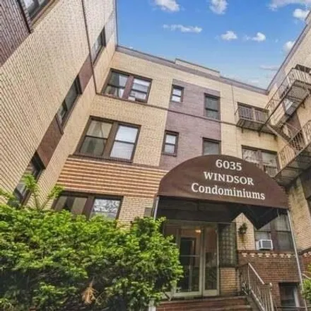 Buy this 1 bed condo on 6035 Kennedy Blvd E Apt B7 in West New York, New Jersey