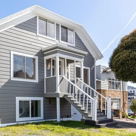 Buy this 6 bed house on 196 Ocean Avenue in San Francisco, CA 94112