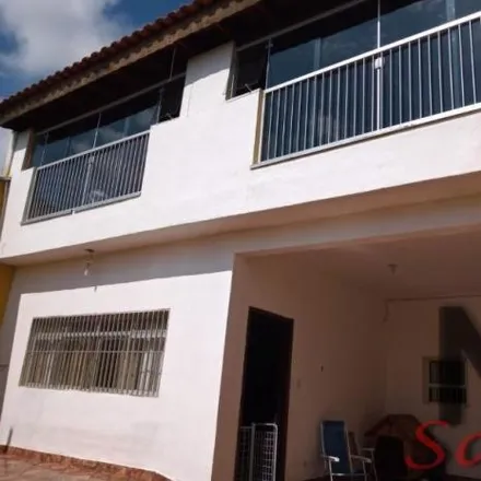Buy this 4 bed house on Rua Luís da Silva in Jardim Anzai, Suzano - SP