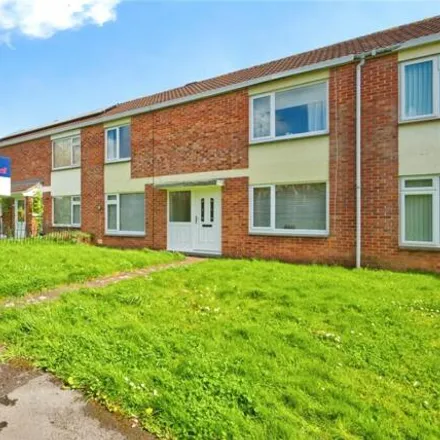 Buy this 3 bed townhouse on 47 Dowell Close in Taunton, TA2 6AU