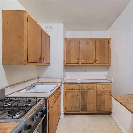 Image 5 - 345 EAST 81ST STREET 7N in New York - Apartment for sale