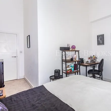 Image 2 - Clyde Square, London, E14 7TB, United Kingdom - Apartment for rent
