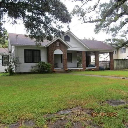 Buy this 3 bed house on First Church of Christ Science in Dauphin Street, Mobile