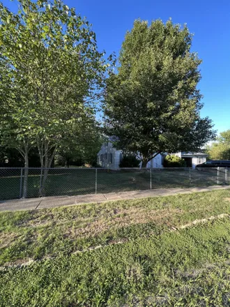 Image 3 - 211 West Ruby Street, Conway, Laclede County, MO 65632, USA - House for sale