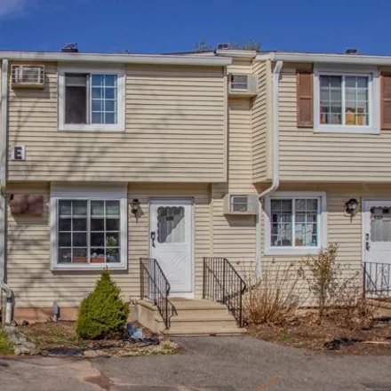Buy this 2 bed townhouse on 100 Cynthia Lane in Middletown, CT 06457