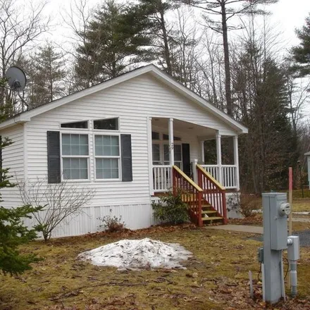 Image 3 - 29 Deer Hill Avenue, Standish, ME 04084, USA - Apartment for sale