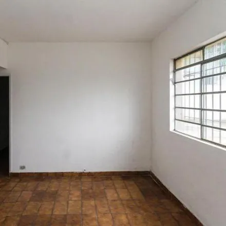 Rent this 2 bed house on Rua Alcaçuz in São Lucas, São Paulo - SP