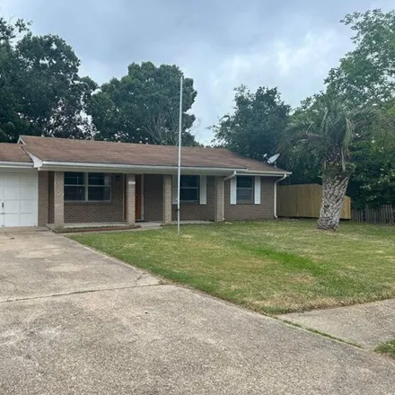 Rent this 3 bed house on 513 Hayden Drive in Gulfport, MS 39507