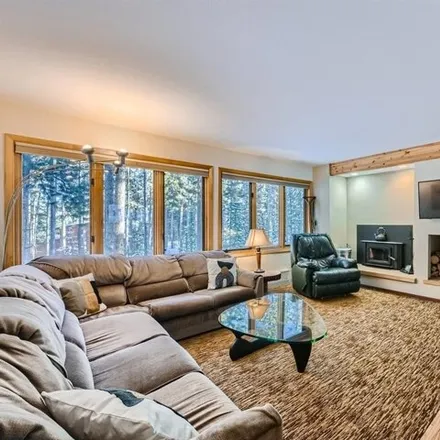 Image 2 - 72 Tin Cup Circle, Summit County, CO 80424, USA - House for sale