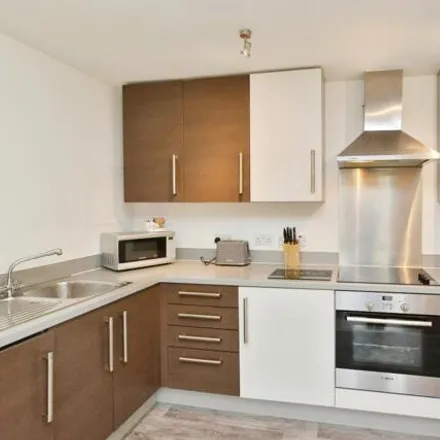 Image 3 - Vizion, South Row, Milton Keynes, MK9 2FR, United Kingdom - Apartment for sale