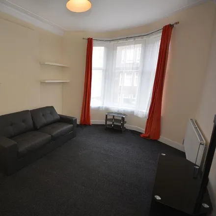 Rent this 1 bed apartment on Aberfoyle Street in Glasgow, G31 3RP