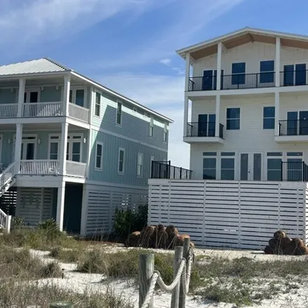 Buy this 6 bed house on 198 South 40th Street in Mexico Beach, Bay County