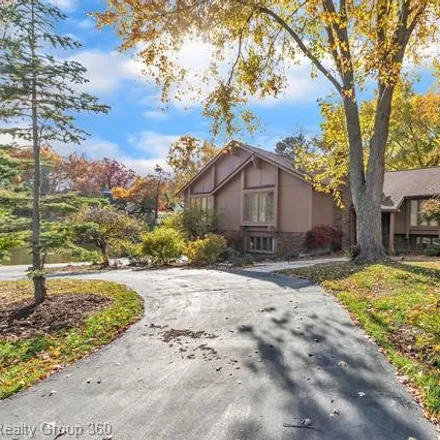 Image 4 - 2211 Shore Hill Drive, West Bloomfield Township, MI 48323, USA - House for sale