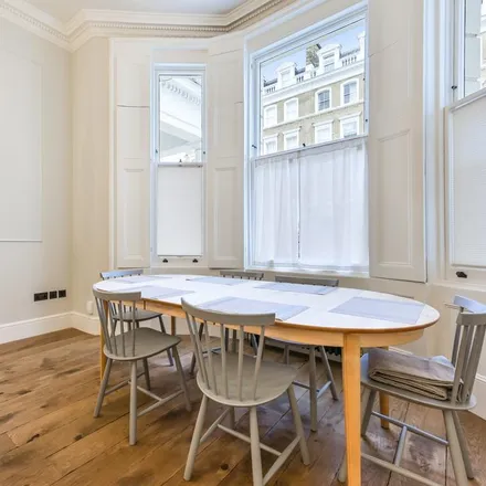 Image 4 - 55 Onslow Gardens, London, SW7 3RA, United Kingdom - Apartment for rent
