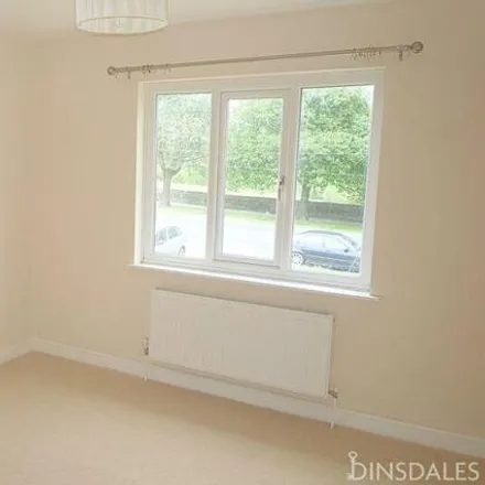 Image 5 - Thorpe Grove, Bradford, BD13 3BB, United Kingdom - Duplex for rent