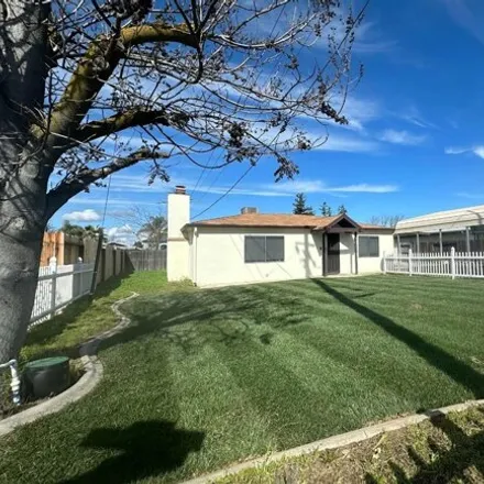 Buy this 2 bed house on 205 Idaho Street in Ripon, CA 95366