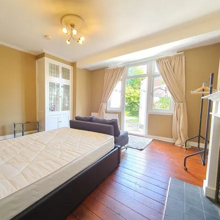 Rent this studio room on Hollingbourne Road in Herne Hill, London
