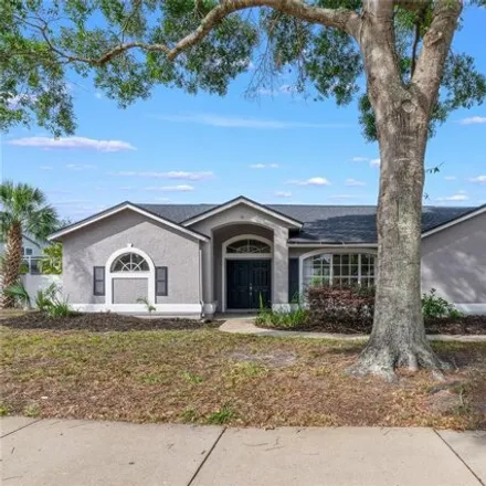 Buy this 4 bed house on 1020 Shinnecock Hills Drive in Oviedo, FL 32765