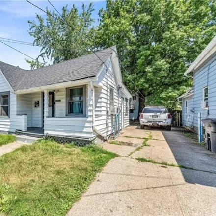Rent this 1 bed house on 3113 W 54th St Unit Rear in Cleveland, Ohio