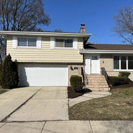 Buy this 4 bed house on 1028 East 153rd Place in South Holland, IL 60473