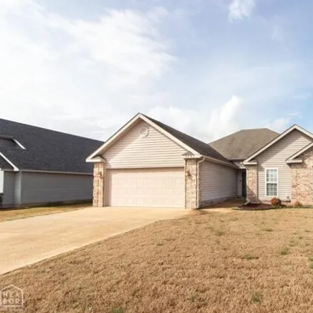 Buy this 3 bed house on 3870 Turfway Drive in Jonesboro, AR 72404