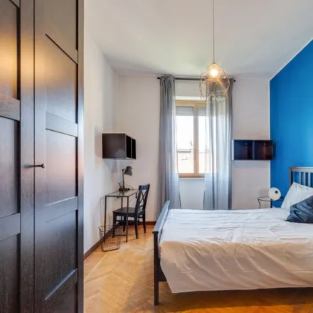 Rent this 5 bed room on Via privata Francesco Maria Veracini in 10, 20124 Milan MI