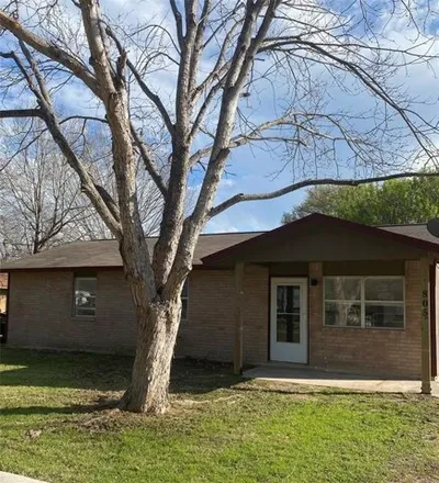 Rent this 3 bed house on 863 Laurel Street in Bastrop, TX 78602