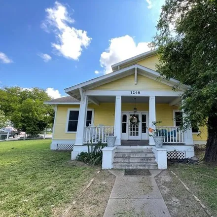 Image 1 - Hicks-Gregg House, West Washington Street, Brownsville, TX 78520, USA - House for sale