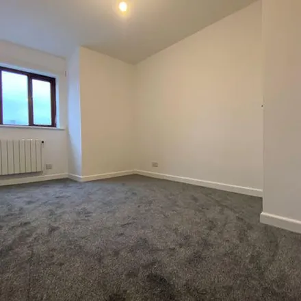 Rent this 2 bed apartment on Bicton Avenue in Worcester, WR5 3TF