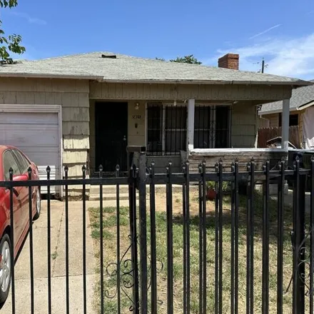 Buy this 3 bed house on 3821 15th Ave in Sacramento, California