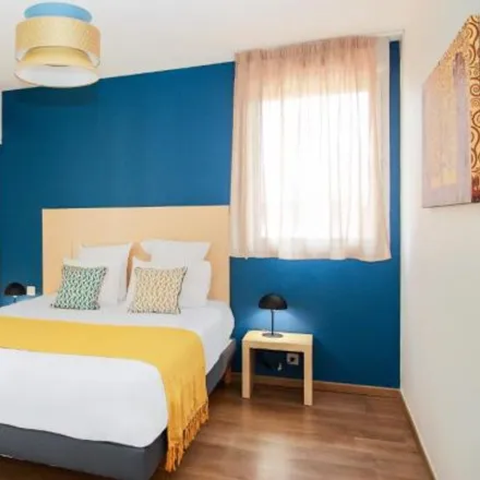 Rent this studio apartment on Apart-Hotel Elégance Toulouse-Purpan in 4 Impasse de Lisieux, 31300 Toulouse