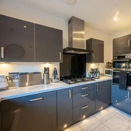 Image 7 - 24 Brocken Brigg Road, City of Edinburgh, EH17 8GX, United Kingdom - House for sale