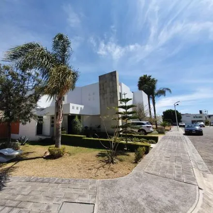 Buy this 6 bed house on Calle Osa Mayor in 72190 Puebla, PUE
