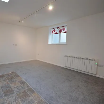 Image 3 - John Scarlett Davis, High Street, Leominster, HR6 8LZ, United Kingdom - Apartment for rent