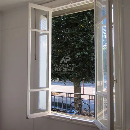Rent this 1 bed apartment on Parterre du Midi in Cour du Dauphin, 78000 Versailles
