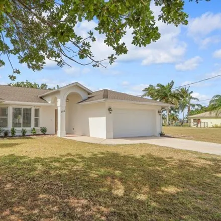 Image 2 - 206 Southwest Ridgecrest Drive, Port Saint Lucie, FL 34953, USA - House for sale