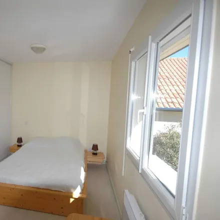Rent this 3 bed house on Rue des Bretons in 40130 Capbreton, France